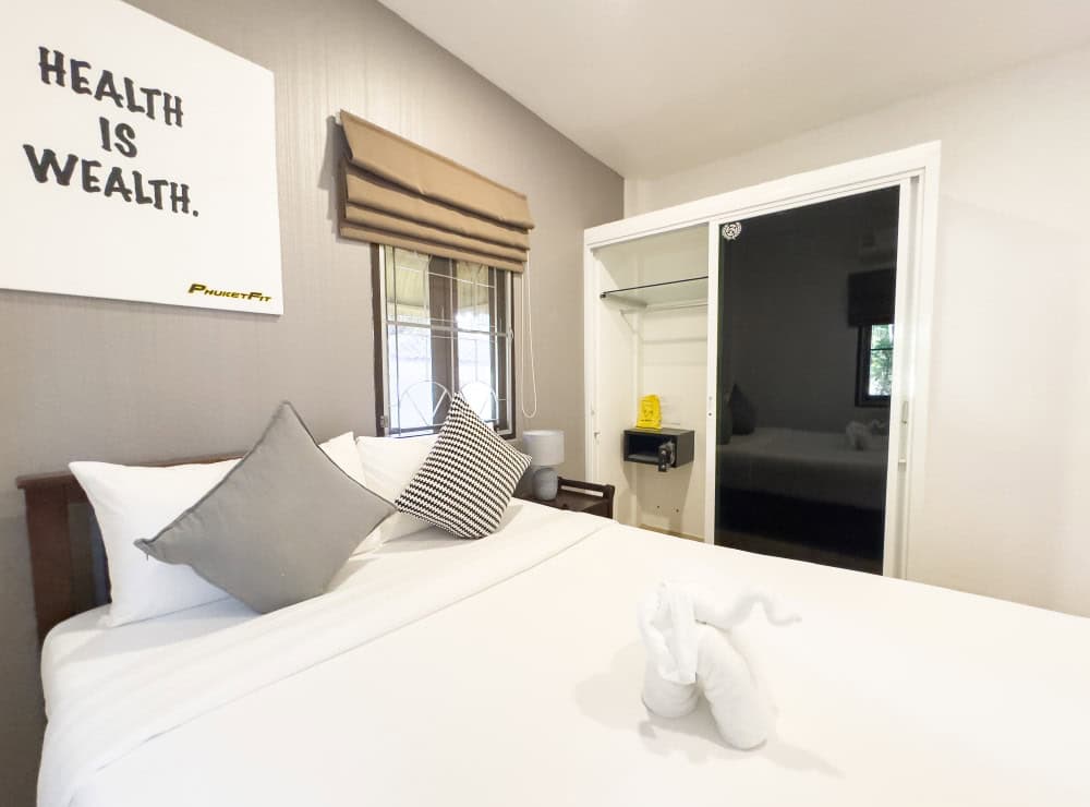 image of PhuketFit single room closet at Thailand health & fitness resort