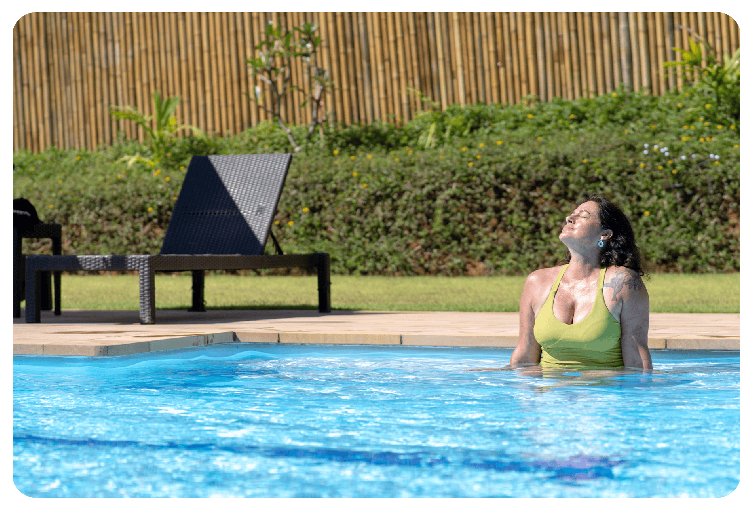 photo of phuketfit guest enjoying poolside area