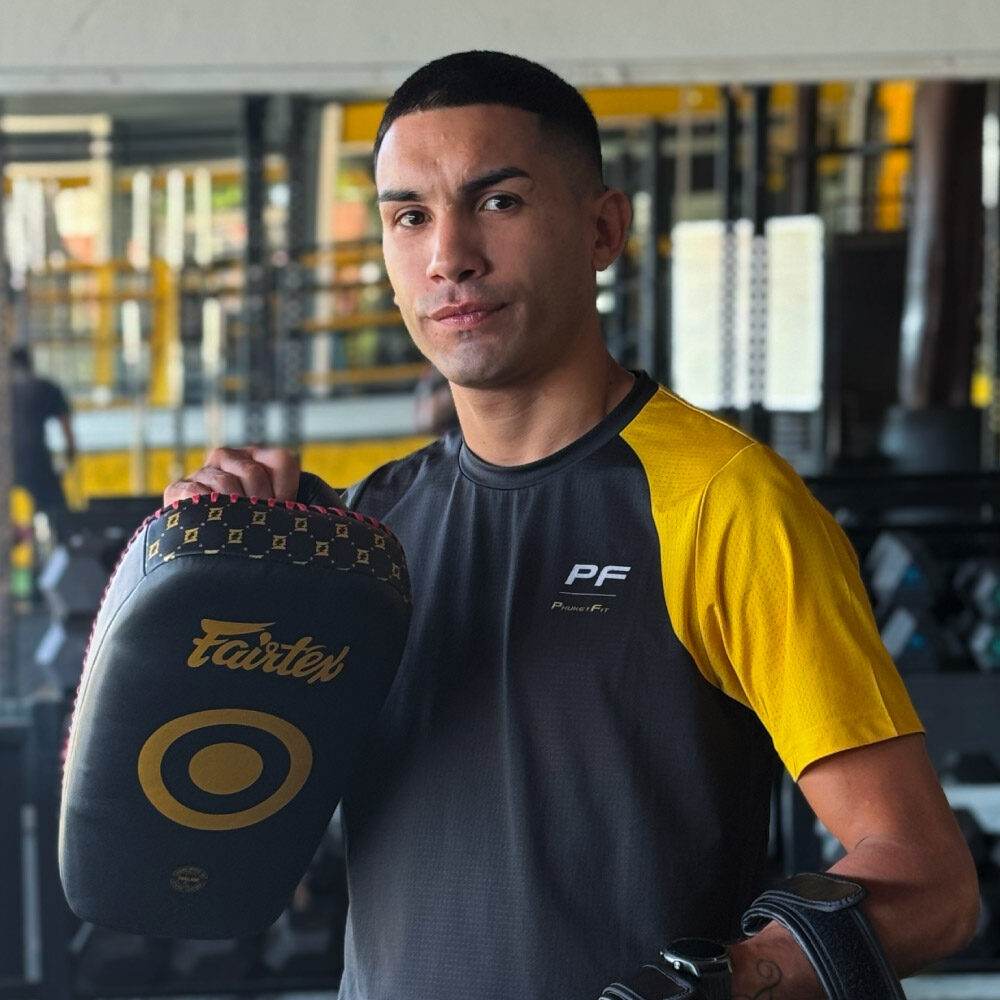 phuketfit-coach-agustin-muay-thai-trainer-at-thailand-fitness-camp-phuket